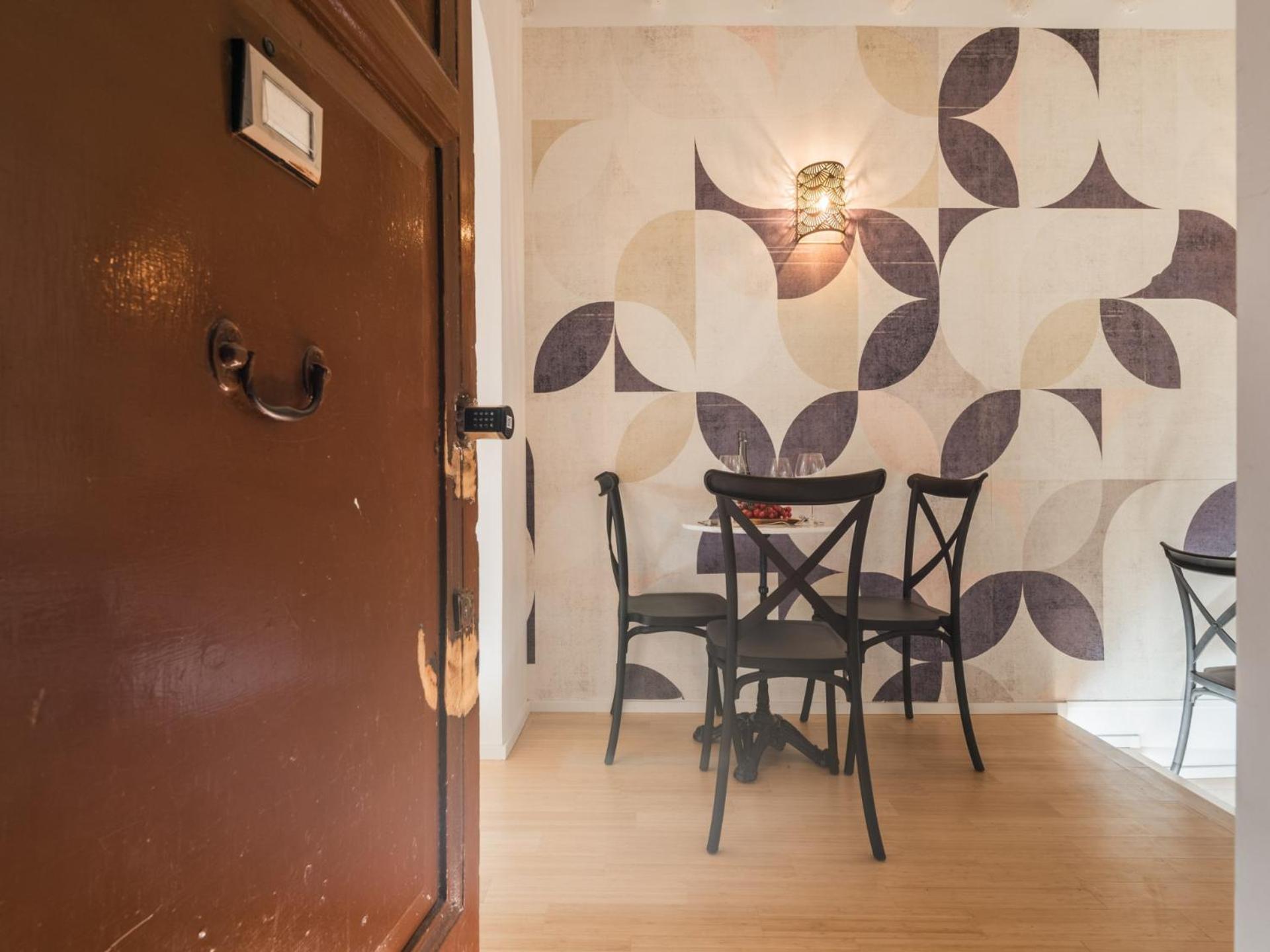 The Rent - Charming Two-bedroom Near The Vatican Rom