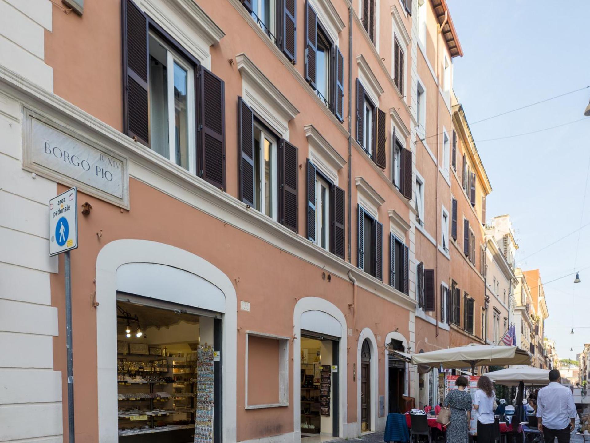 The Rent - Charming Two-bedroom Near The Vatican * Rom