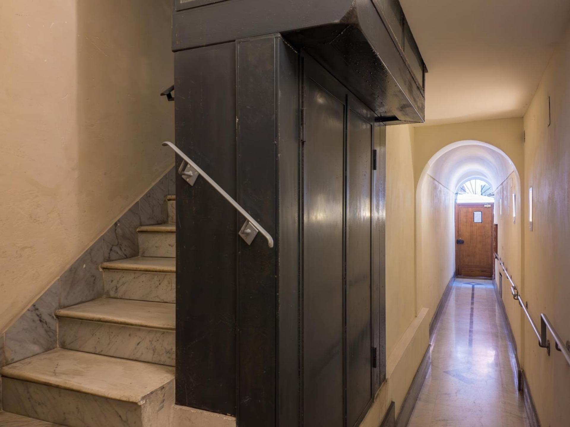 The Rent - Charming Two-bedroom Near The Vatican Lejlighed